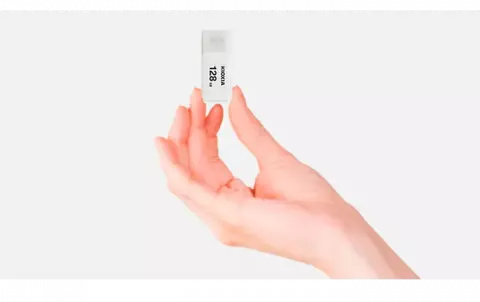 فلش مموری 128 گیگابایت KIOXIA مدل TransMemory U202