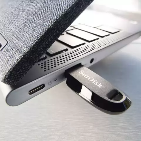 فلش مموری 64 گیگابایت Sandisk مدل  Ultra Curve