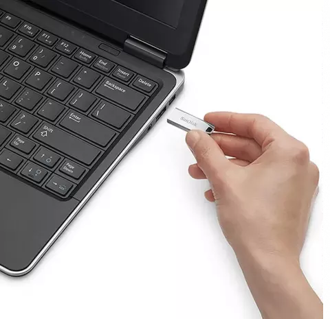 فلش مموری 64 گیگابایت Sandisk مدل  Cruzer Force