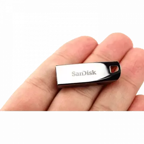 فلش مموری 32گیگابایت Sandisk مدل CRUZER FORCE