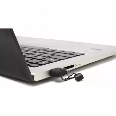فلش مموری 16گیگابایت Silicon Power مدل JEWEL J07
