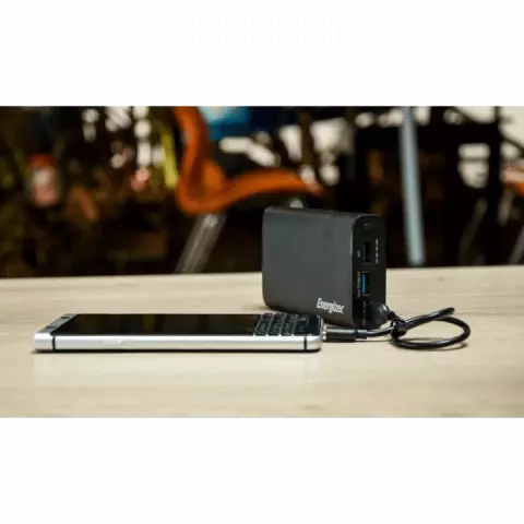 پاور بانک 10050میلی آمپر ساعت Energizer مدل UE10013CQ