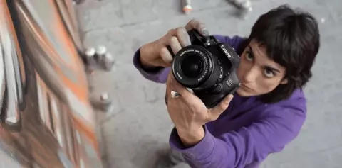 دوربین عکاسی با لنز 55-18 میلی متری Canon مدل EOS 750D
