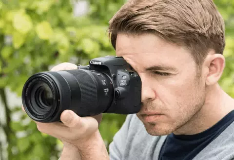 دوربین عکاسی با لنز 55-18 میلی متری Canon مدل EOS 200D