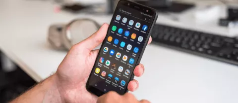 گوشی موبایل 32 گیگابایت Samsung مدل Galaxy M10