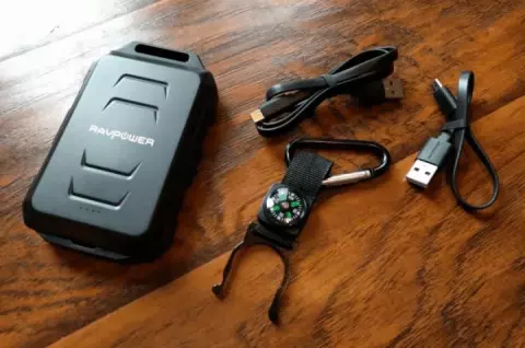 پاور بانک 10050 میلی‌آمپر ساعت RAVPOWER مدل XTREME RP-PB044