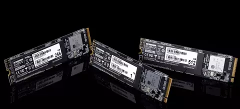 حافظه SSD اینترنال 1 ترابایت KLEVV مدل  CRAS C710 NVMe M.2