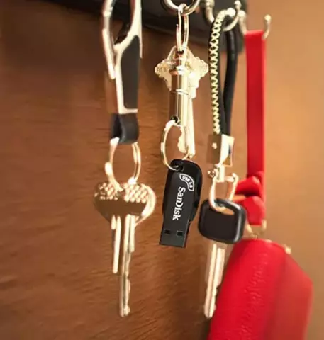 فلش مموری 32 گیگابایت Sandisk مدل  Ultra Shift