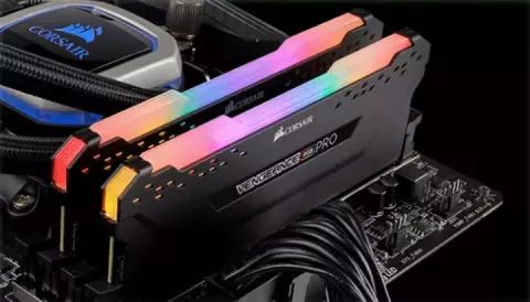 رم دسکتاپ (8GB*1) 8 گیگابایت Corsair مدل VENGEANCE RGB PRO DDR4 3200MHz