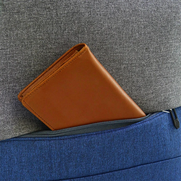 کیف لپ تاپ برند CRUMPLER مدل 1022