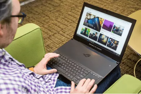لپ تاپ 15.6اینچی Asus GAMING مدل ROG ZEPHYRUS GX501VI GZ025T