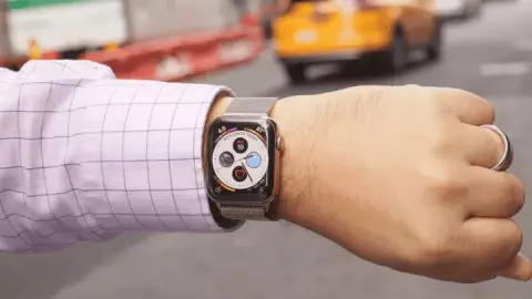 ساعت هوشمند APPLE SERIES 4 مدل 40MM Gold Aluminum Case با بند اسپورت لوپ صورتی