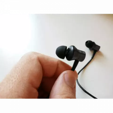 هندزفری Xiaomi مدل MI IN EAR PISTON BASIC EDITION