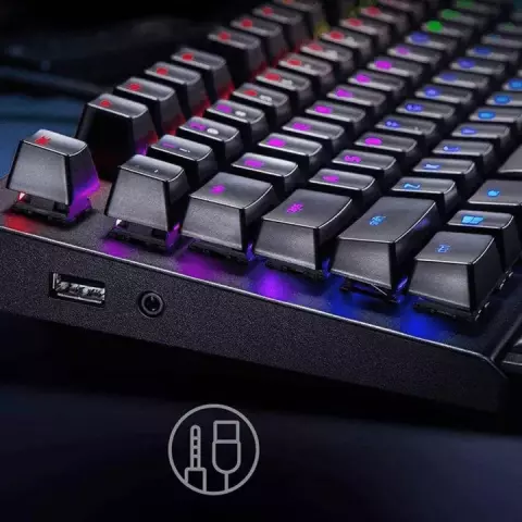 کیبورد سیمی گیمینگ Razer مدل BlackWidow Elite با سوییچ زرد