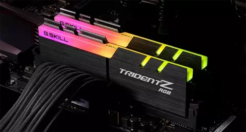 رم دسکتاپ (8GB*2) 16گیگابایت G.Skill مدل Trident Z RGB F4-3600C18D-16GTZR