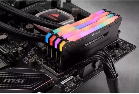 رم دسکتاپ (16GB*4) 64 گیگابایت Corsair مدل VENGEANCE RGB PRO DDR4 3200MHz