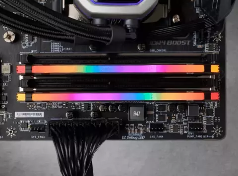 رم کامپیوتر 32 گیگابایت DDR4 دو کاناله 3200 مگاهرتز Corsair مدل VENGEANCE RGB PRO