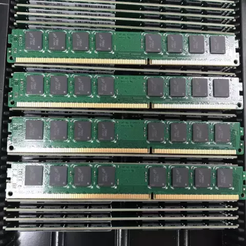 رم کامپیوتر 8 گیگابایت Adata مدل  AD3X1600W8G11