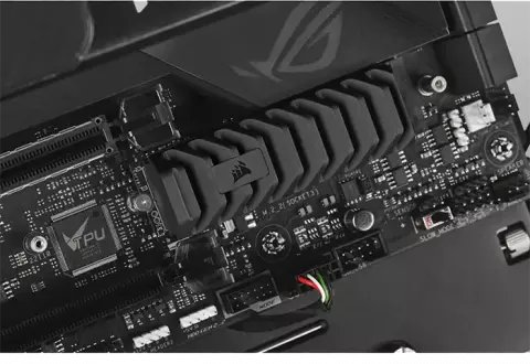 حافظه SSD اینترنال 1 ترابایت Corsair مدل MP600 PRO XT NVMe M.2