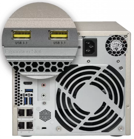 ذخیره ساز تحت شبکه QNAP مدل TVS-473-8G