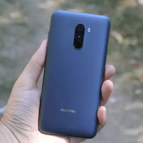 گوشی موبایل 64 گیگابایت Xiaomi مدل POCOPHONE F1