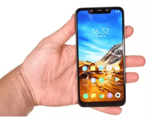 گوشی موبایل 128 گیگابایت Xiaomi مدل POCOPHONE F1