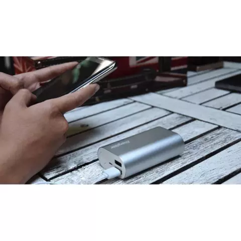 پاور بانک 10000میلی آمپر ساعت Energizer مدل UE10008
