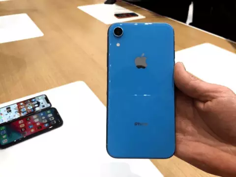تلفن هوشمند 64گیگابایت Apple مدل IPHONE XR
