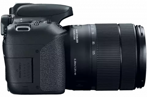 دوربین عکاسی با لنز 135-18 میلی متری Canon مدل EOS 77D