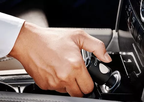 شارژر فندکی هوشمند WISO مدل PANICSAF ASI-805