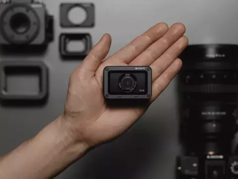 دوربین عکاسی  Sony مدل  DSC-RX0