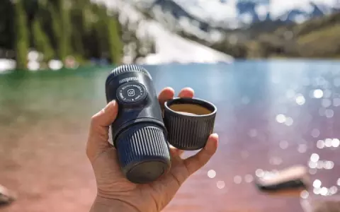 اسپرسو ساز مسافرتی WACACO مدل NANOPRESSO STANDARD PACK همراه با کیف