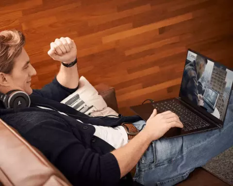 لپ تاپ 15.6اینچی MSI مدل PS63 MODERN 8SC 081IR