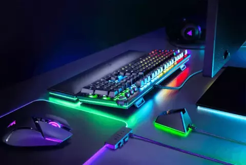 کیبورد سیمی گیمینگ Razer مدل Huntsman Elite با سوییچ بنفش