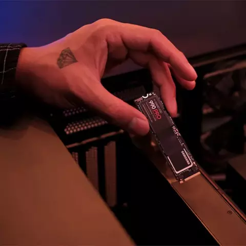 حافظه SSD اینترنال 4 ترابایت Samsung مدل 990 PRO NVME M.2