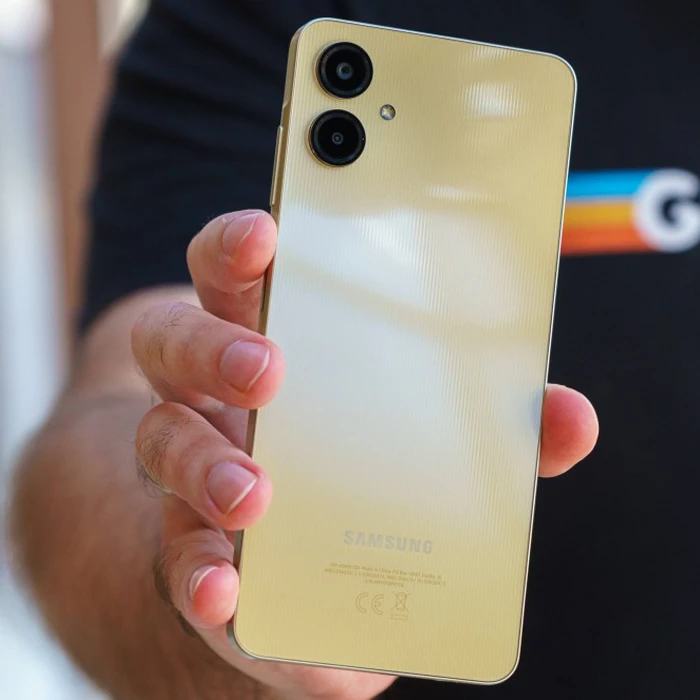 گوشی موبایل 128 گیگابایت Samsung مدل Galaxy A06