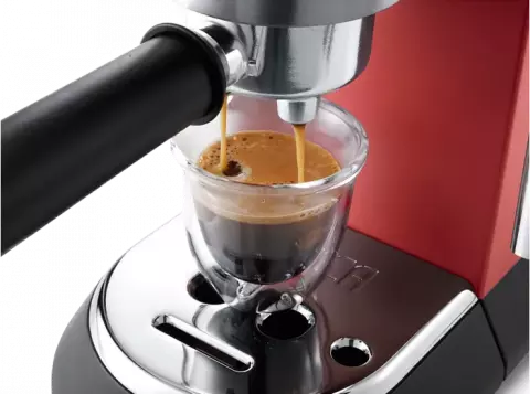 اسپرسو ساز Delonghi مدل EC685.R