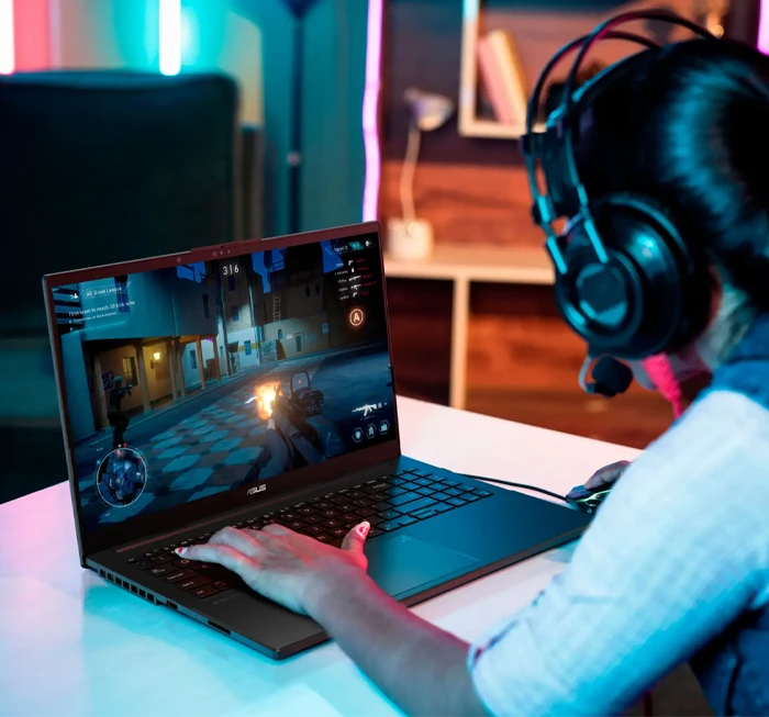 لپ تاپ 15.6 اینچ Asus مدل Vivobook Pro 15 OLED Q543MJ-U93050 (Ultra9 185H-24GB-2TB SSD-RTX 3050-FHD-Backlight)
