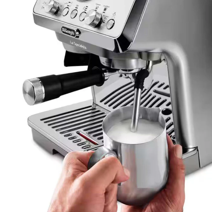 اسپرسوساز نیمه اتوماتیک Delonghi مدل EC9255