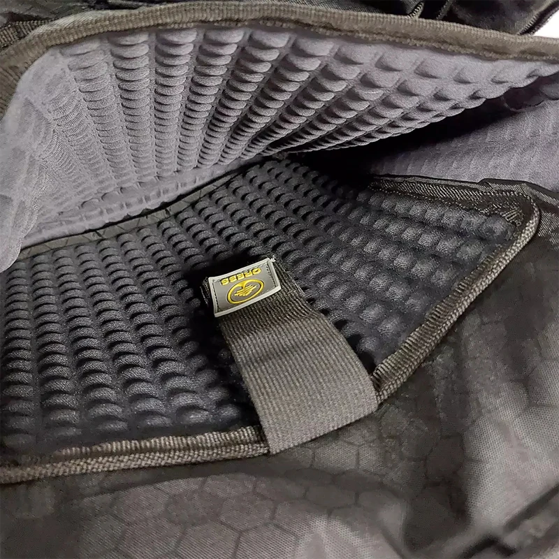 کیف لپ تاپ برند CRUMPLER مدل 1026