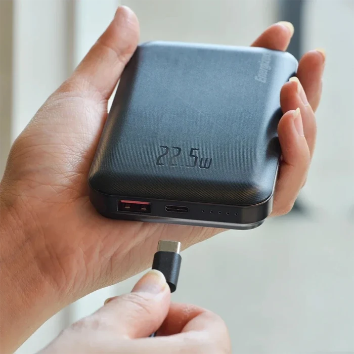 پاور بانک وایرلس 10000 میلی آمپر ساعت ENERGIZER مدل QM10006PQ