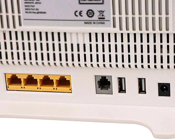 مودم روتر فیبرنوری HUAWEI مدل 8245Q2
