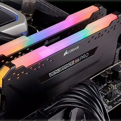 رم دسکتاپ (16GB*2) 32 گیگابایت Corsair مدل VENGEANCE RGB PRO DDR4 4000MHz
